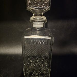 Unique Vintage Clear Glass Decanter‎